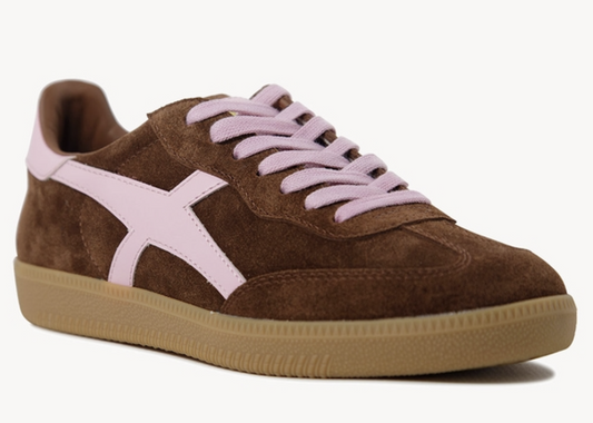 Goodsole Crossroads Suede Sneaker - Coffee/Candypink