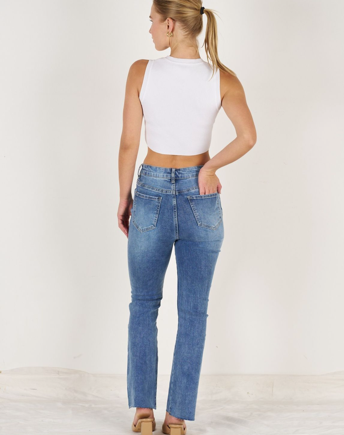 Tayla Straight Leg Raw Hem Denim Jean - Mid Wash