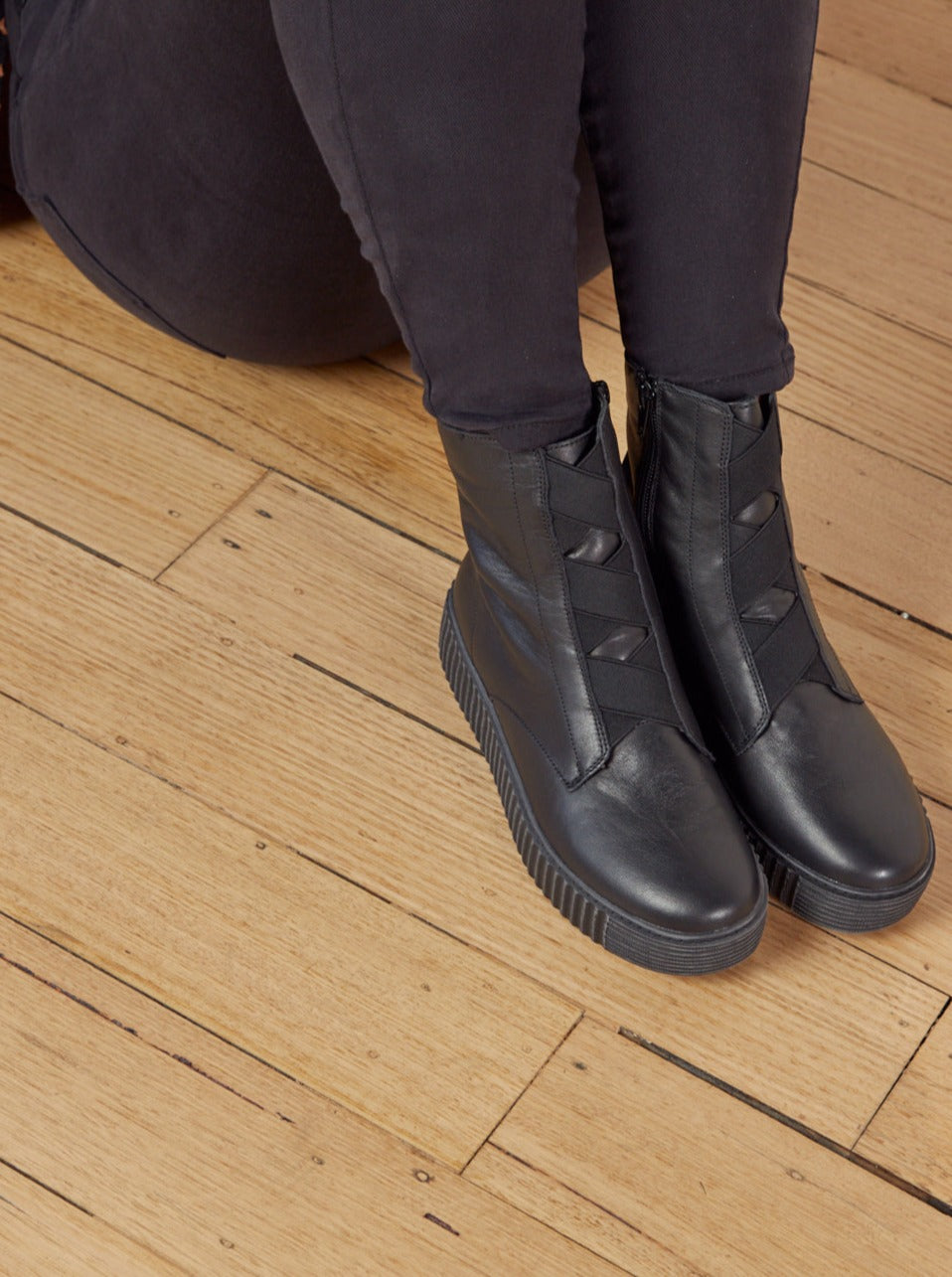 Alfie & Evie Date Leather Boot - Black