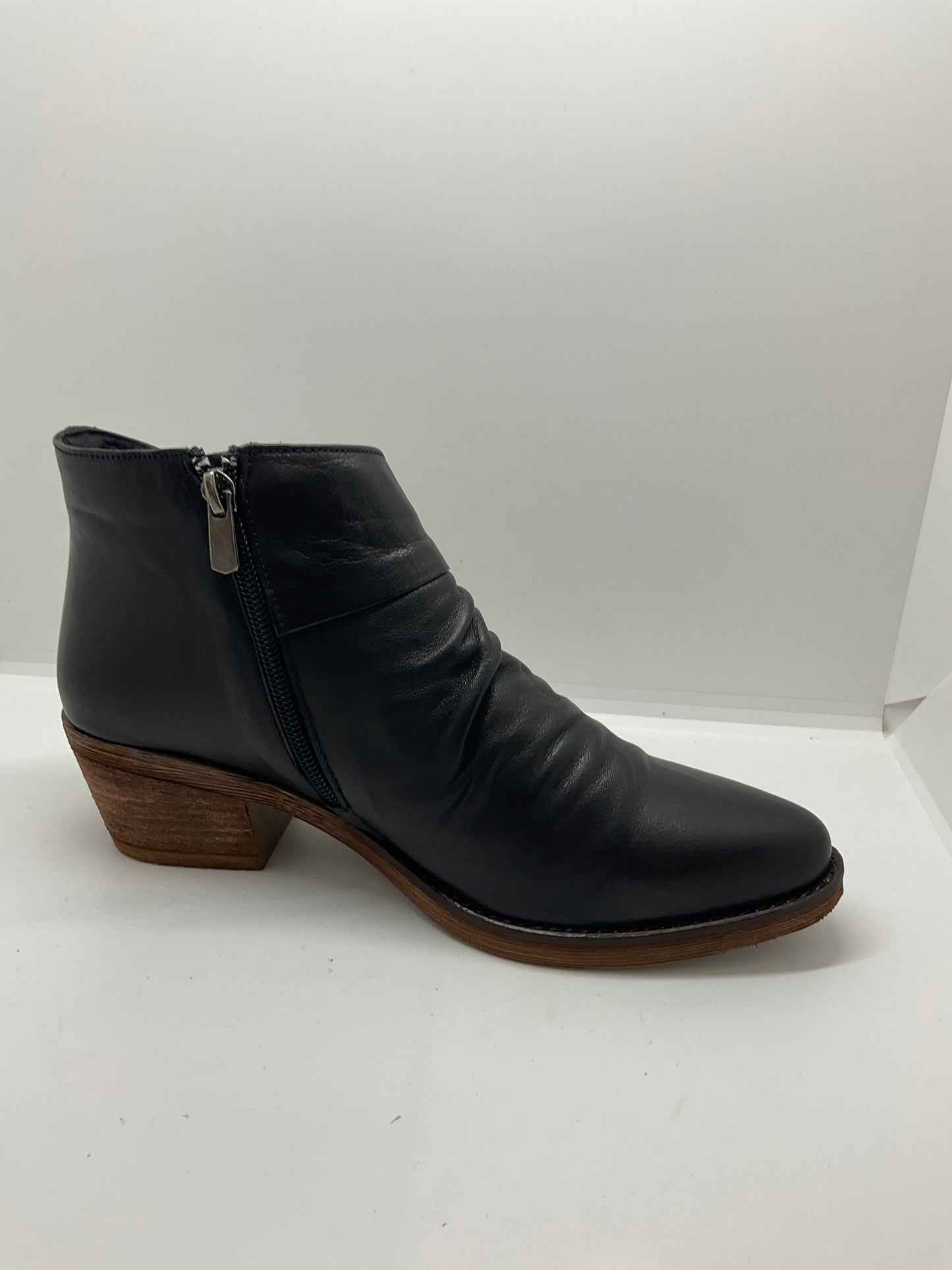 Luna sole black premium leather ankle boot