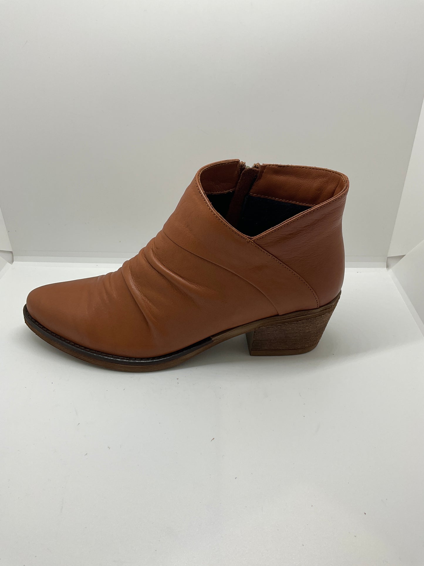 Luna sole coconut premium leather ankle boot
